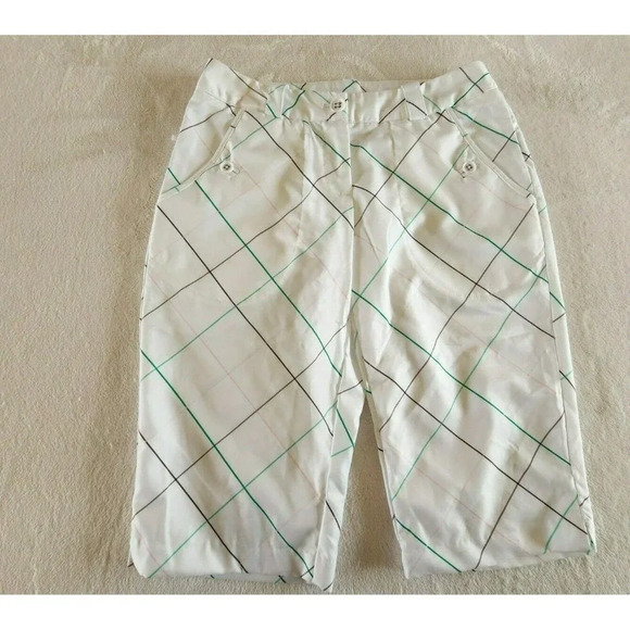 Nike Womens Golf Shorts Size 2 White Bermuda - Picture 1 of 6